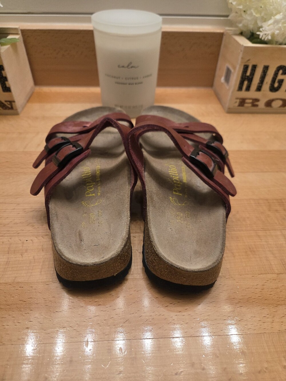 Birkenstock Papillio 245 Red Strappy Buckle Sandals Metallic Womens Size EU 39 - Picture 5 of 11